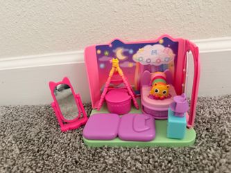 Gabby’s Dollhouse - Pillow Cat’s Sweet Dream Bedroom