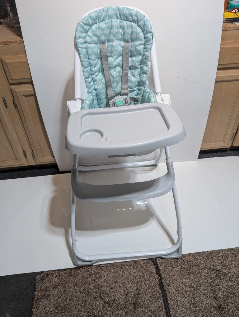 Easy Folding High Chair
