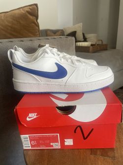 Nike Court Borough Size 6.5 Youth 