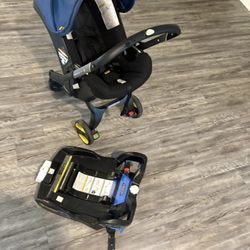 Doona Plus Blue With Base