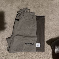 GREY ESSENTIALS SHORTS