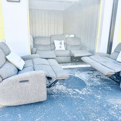 Luxurious High End Robb & Stucky Contemporary 3 Piece POWER Reclining Set