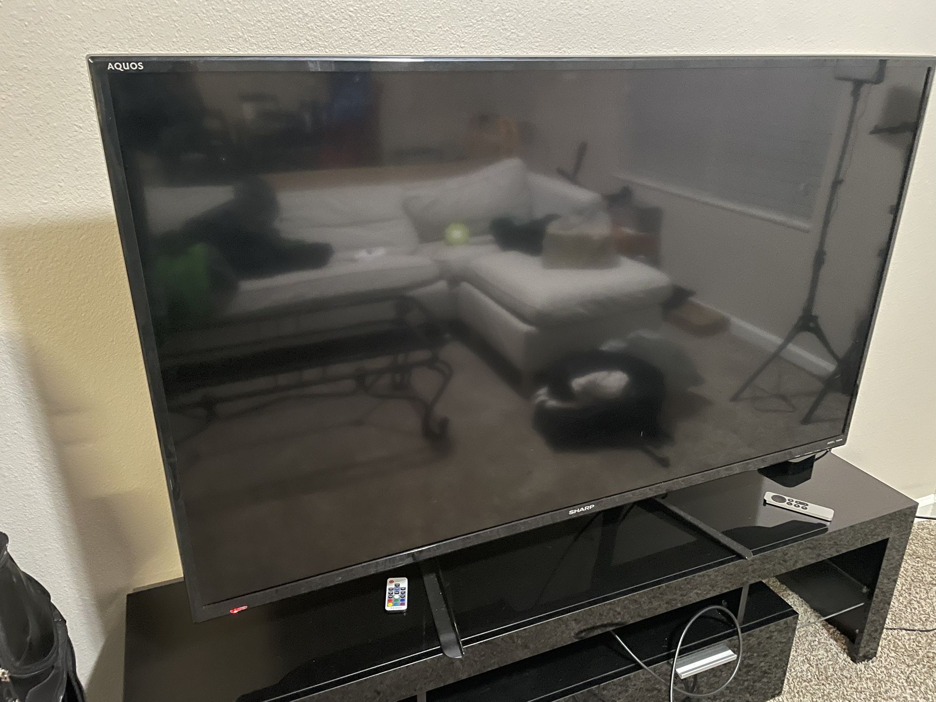60” Sharp Flat Screen TV for Sale in Fresno, CA OfferUp