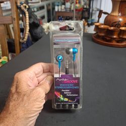 "NEW " Rytech Master Groove Enhanced Stereo Precision Balance Performance Earphones W/2 Extra Sets Of Tips, Choose Between Blue, Red Or Black