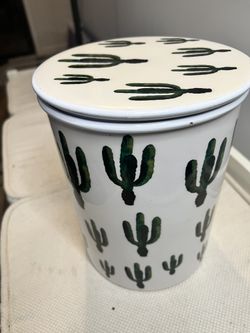 Cactus Cannister With Lid