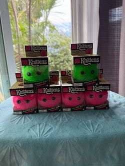 Needoh Knitten