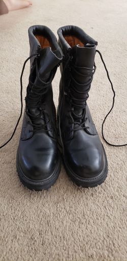 Military style boot