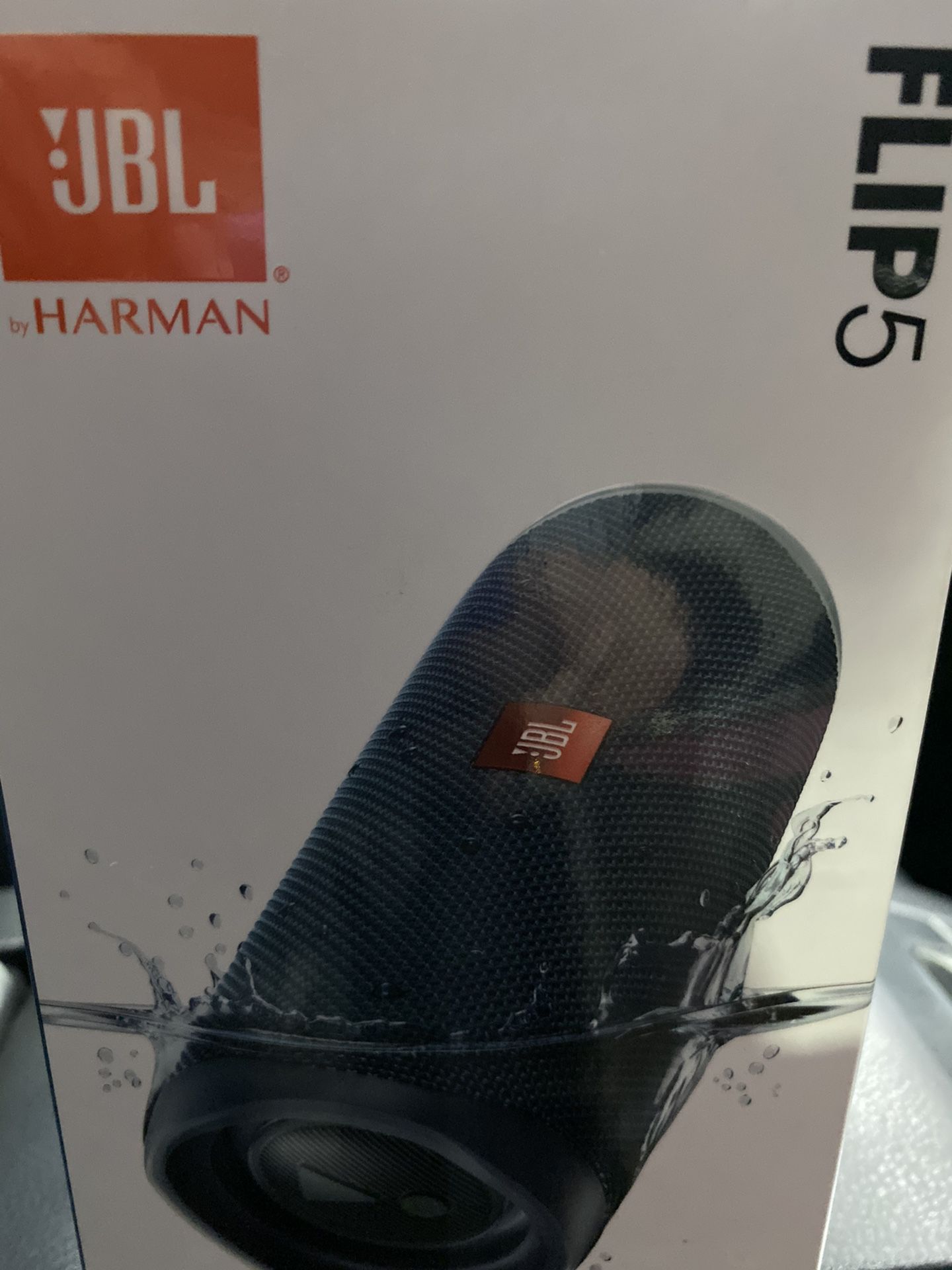 Brand New - never used JBL Flip 5 Bluetooth waterproof speakers