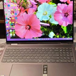 Lenovo Yoga I7 2n1 Laptop Touch Screen 16gb RAM