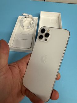iPhone 12 Pro unlocked for any carriers 128gb / Liberado para Cualquier Companias