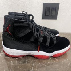 Air Jordan 11 Retro 'Bred Velvet', Womens Size 9 fits Men size 7.5