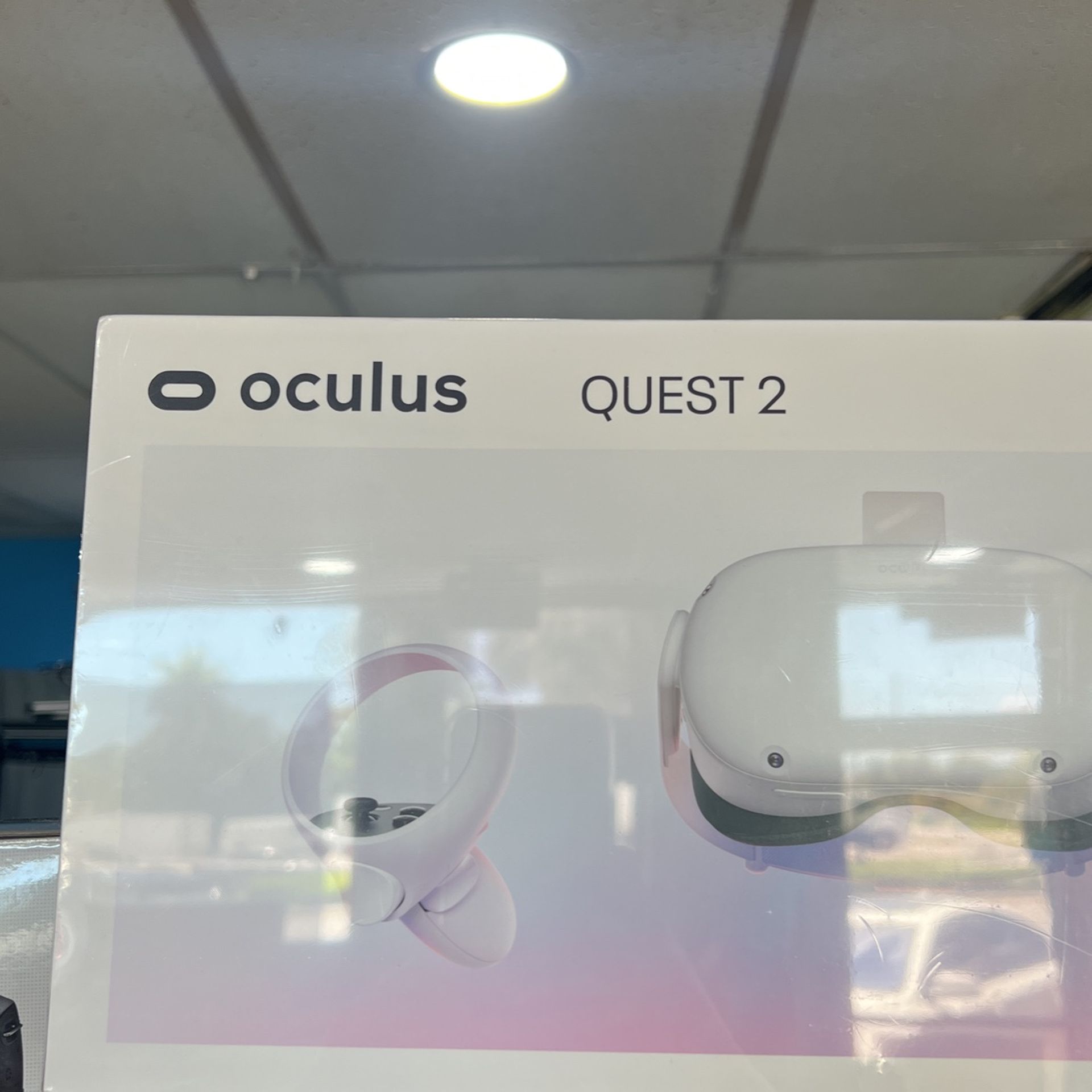 OCU LUS Quest 256gb New Brand Sealed - Main Image