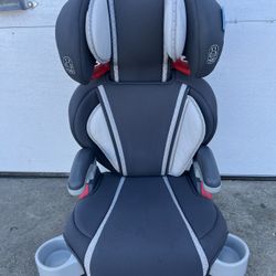 GRACO BOOSTER SEAT