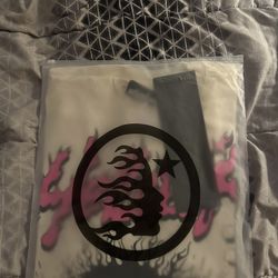 Brand New Hellstar T-Shirt Creme Large