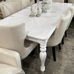 White Dining / Kitchen Table French Farmhouse - Home/ Office- Delivery 🚚 