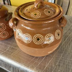 Olla Para Los Frijoles De Buen Tamaño! Incluye La Tapadera 