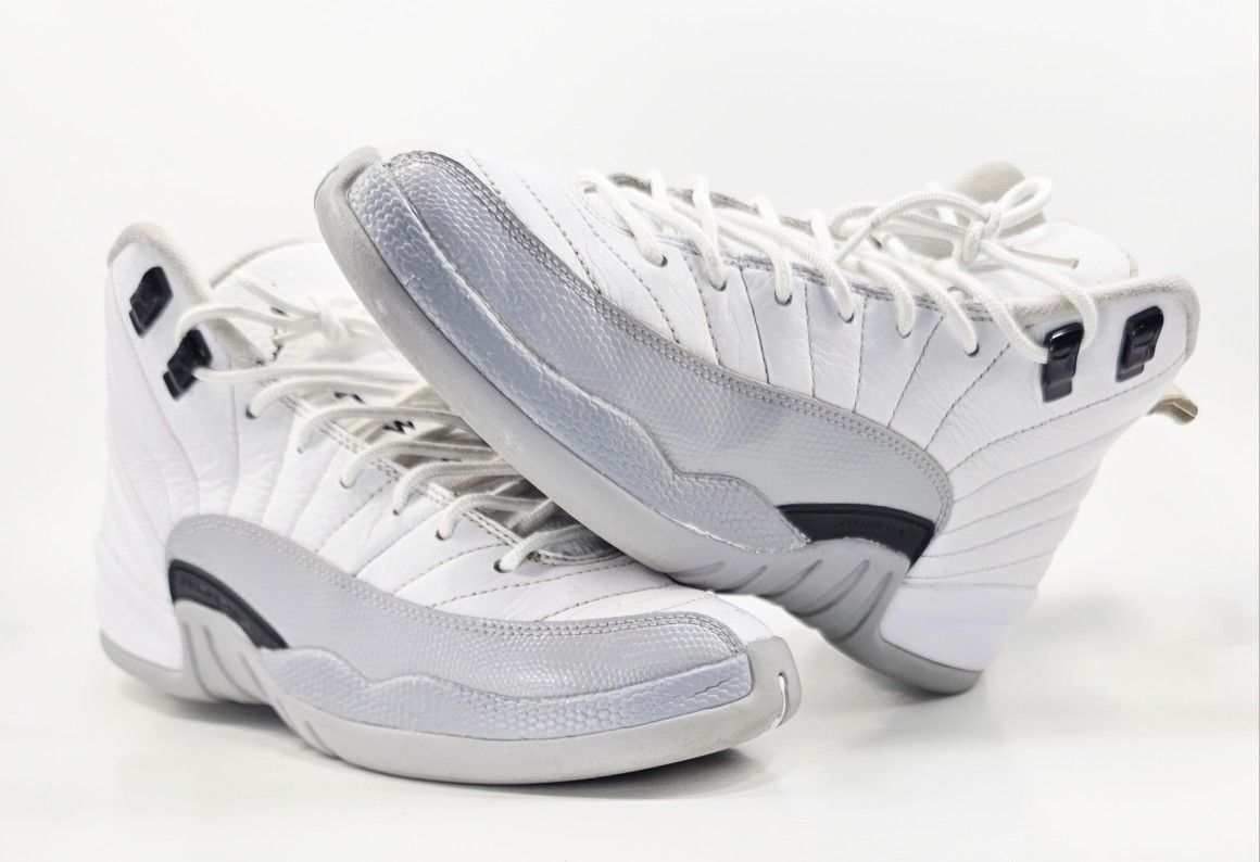 Nike Air Jordan 12 Retro GS Wolf Grey Size 6.5Y 510815-108