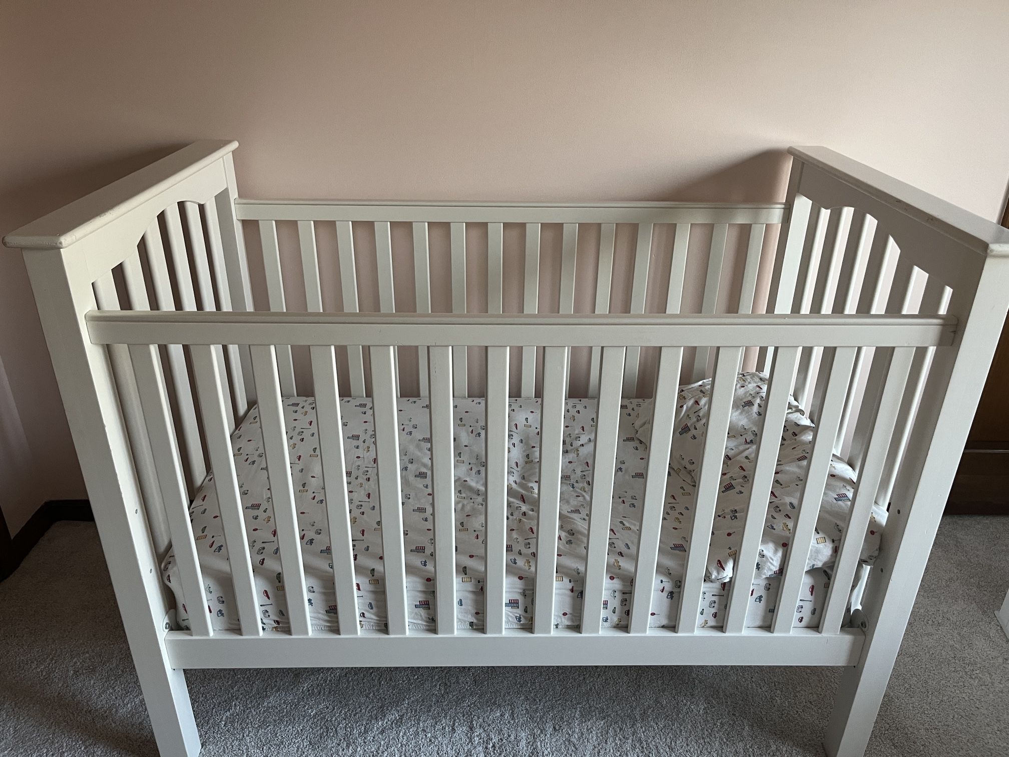 Pottery barn Kendall Crib