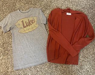 Luke’s Gilmore Girls T-shirt and Cardigan