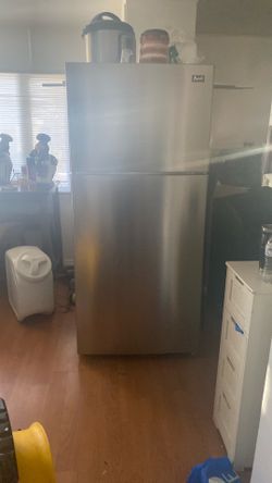 Avanti  Refergerator stainless steal