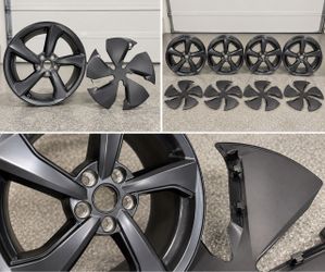 Like New Tesla Model Y Juniper OEM 19” Crossflow Wheels + Covers – Set of 4