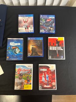 PS4 & Wii Games
