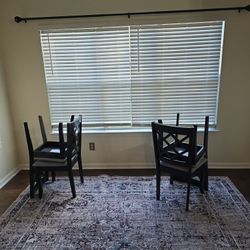 New Like 4 Seat Table And Chairs. 