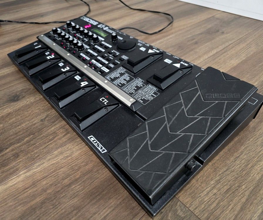 Boss GT-8 Guitar Effect Pedal