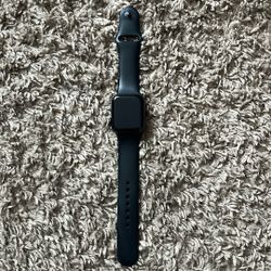 Apple Watch SE w/ 40mm Bands  