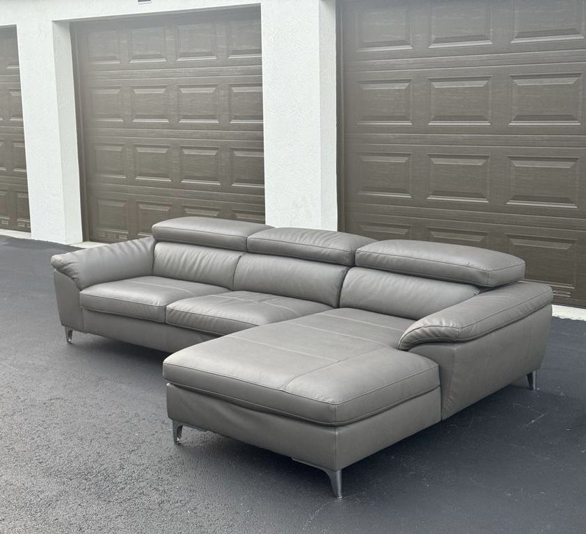 🛋️ Couch/Sofa Sectional - Perazzi - Microfiber - Delivery Available 🚛