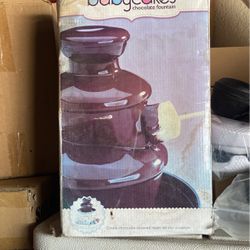 Chocolate Fountain New On The Box 75.00