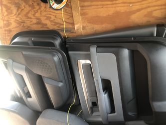 Ram crew cab door panel