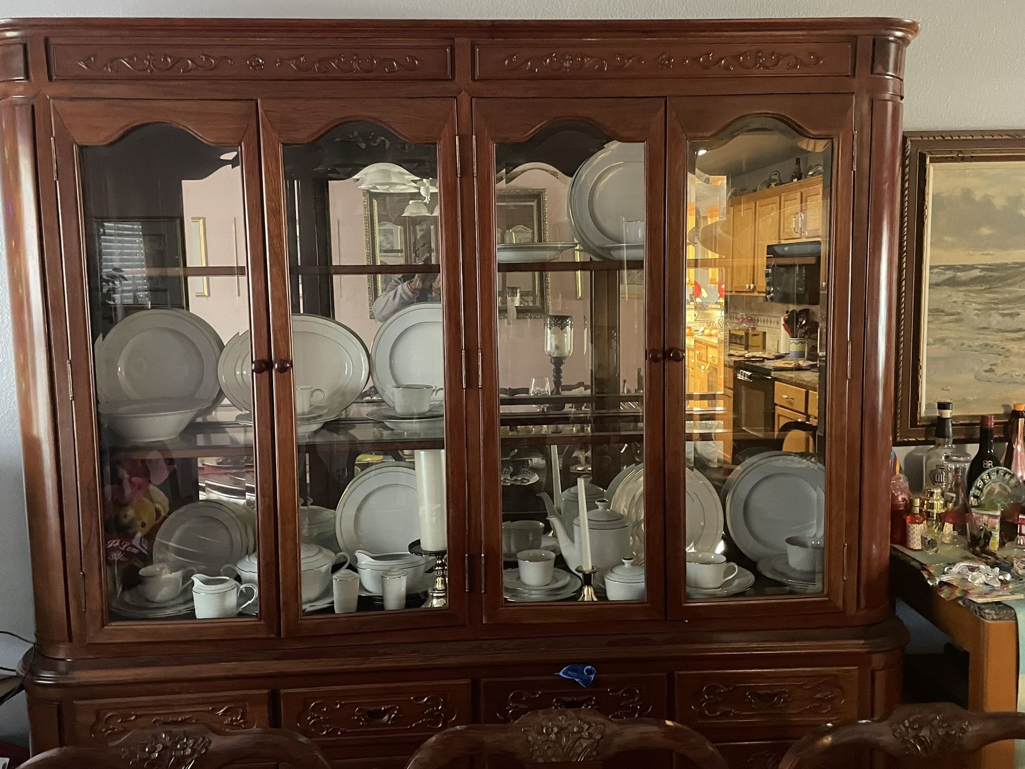 China curio Cabinet