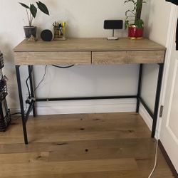 Desk With Outlet