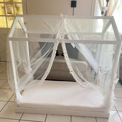 Toddlers Bed & Mattress 