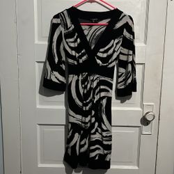 Woman's Black-White Dress