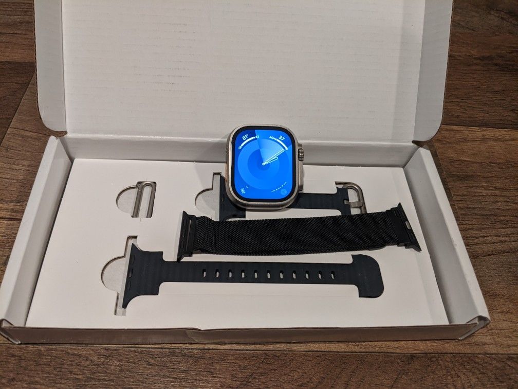 Apple Watch Ultra GPS + Cellular
49mm Titanium Case