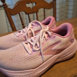 Womens Brooks Teniss
