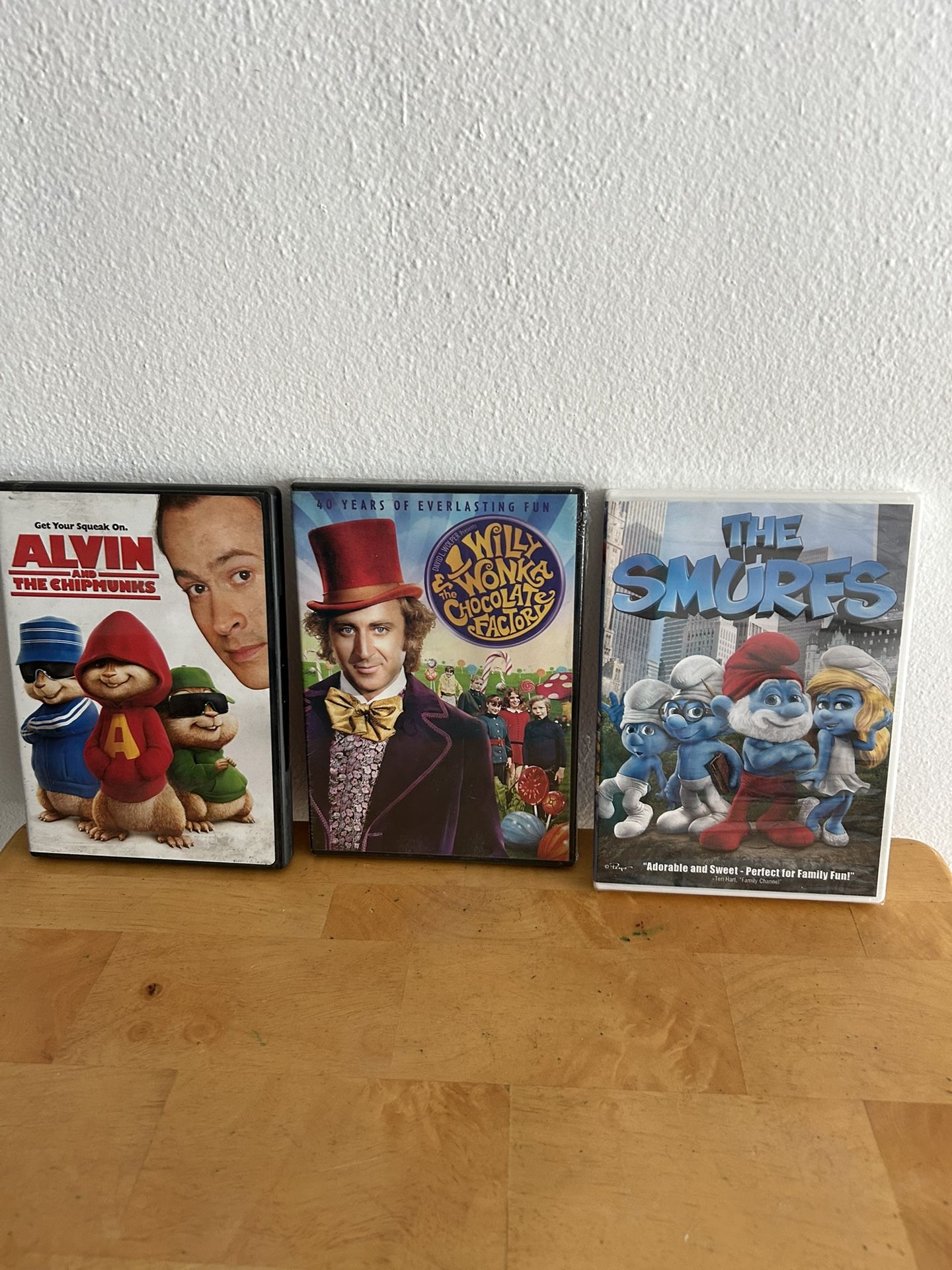 3 DVDs Alvin, Willy winks, Smurfs
