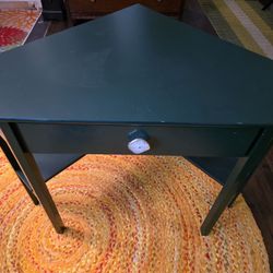 Dark Green Corner Writing/Makeup Table
