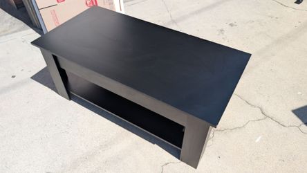 Coffee Table / Convertible Desk