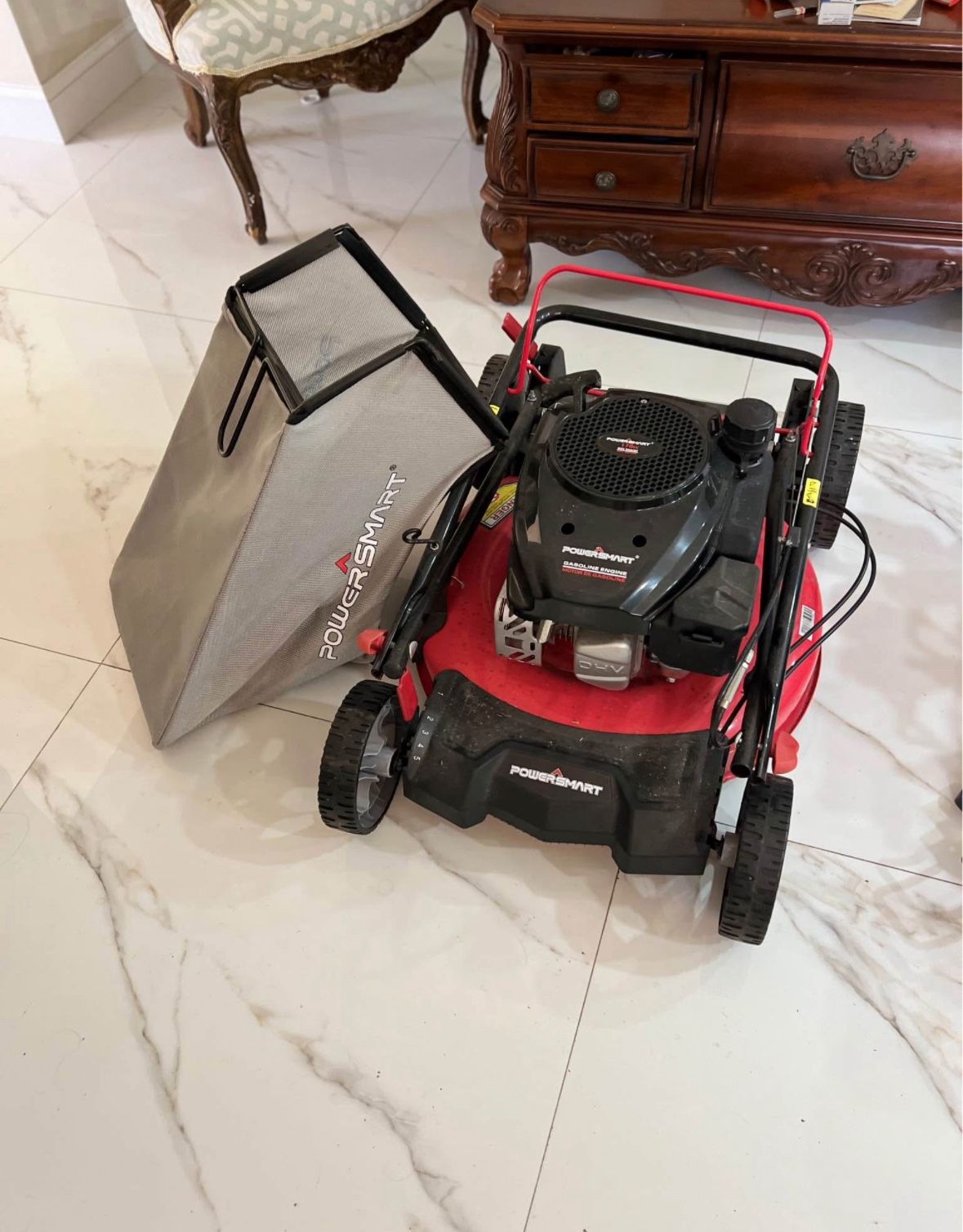 BRAND NEW LAWN MOWER
