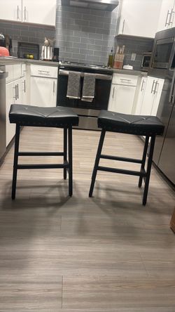 2 counter stools!