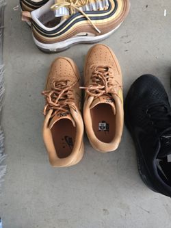 Nike Men's Sneakers.