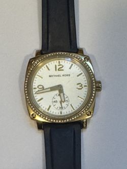 Michael Kors Vintage Watch  40 Mm