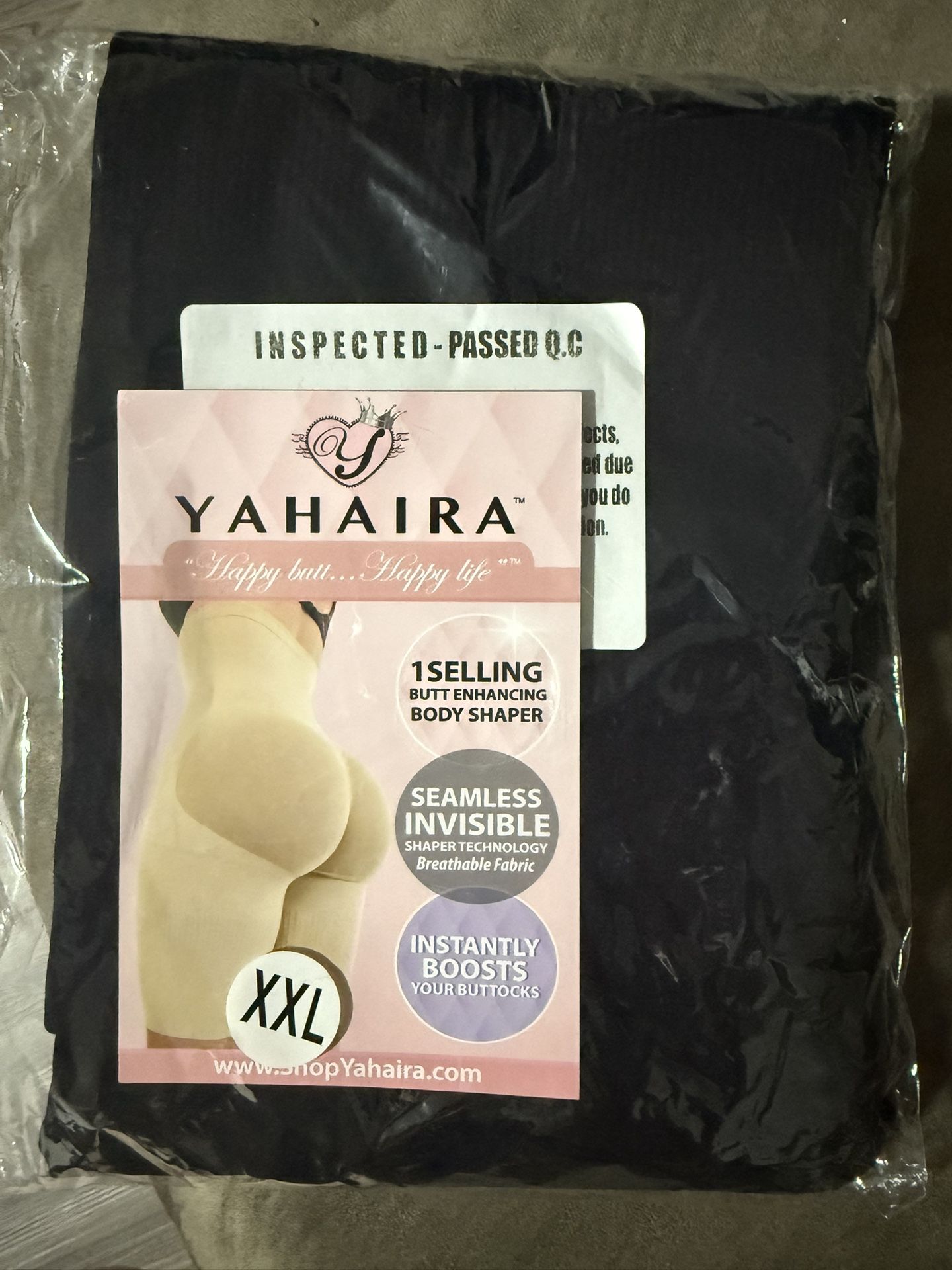 π Yahaira Butt Enhancing Body Shaper β $25 (XXL)