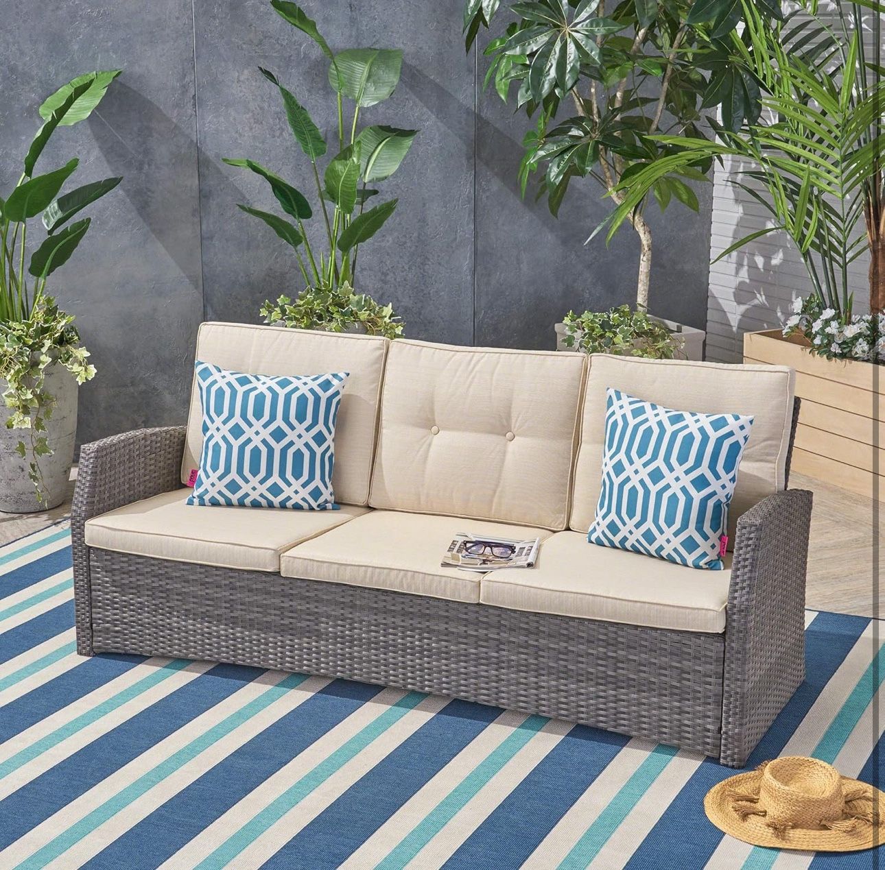 NEW! Outdoor 3 Seater Water Resistant Cushion Patio Sofa, Wicker Frame