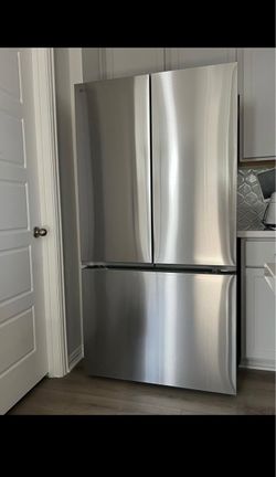 Costco LG Stainless Steel French Door Refrigerator MOVING OUT SALE ! AVAILABLE BY NOV MID