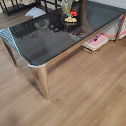 Very Nice Glass Coffee Table
