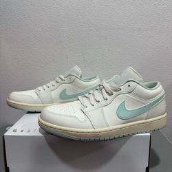 Nike Air Jordan 1 low shoe DC0774-134